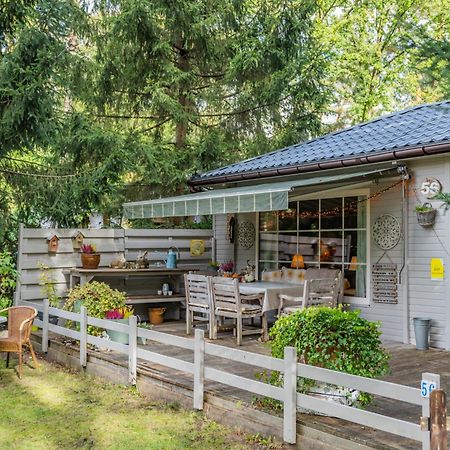Chalet Relax Zutendaal Bagian luar foto